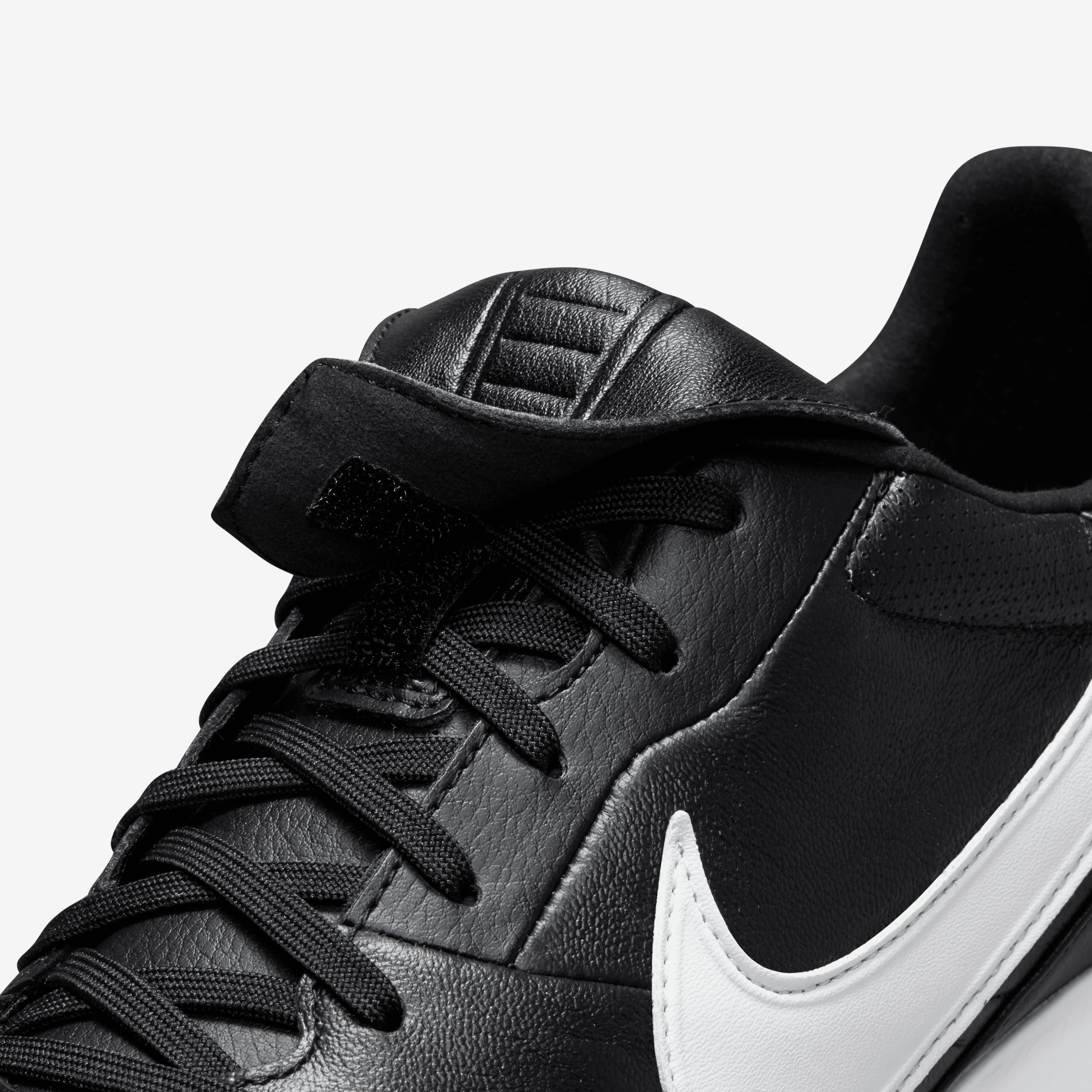 Nike Premier 3