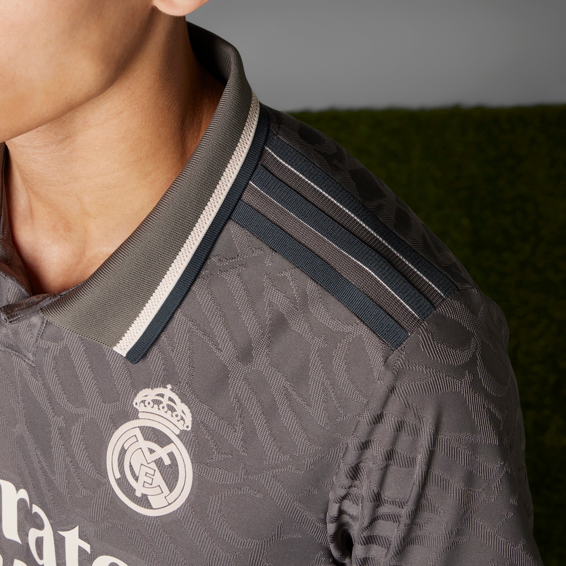 Real Madrid Authentic Third Jersey on Model close up on collar and shoulder